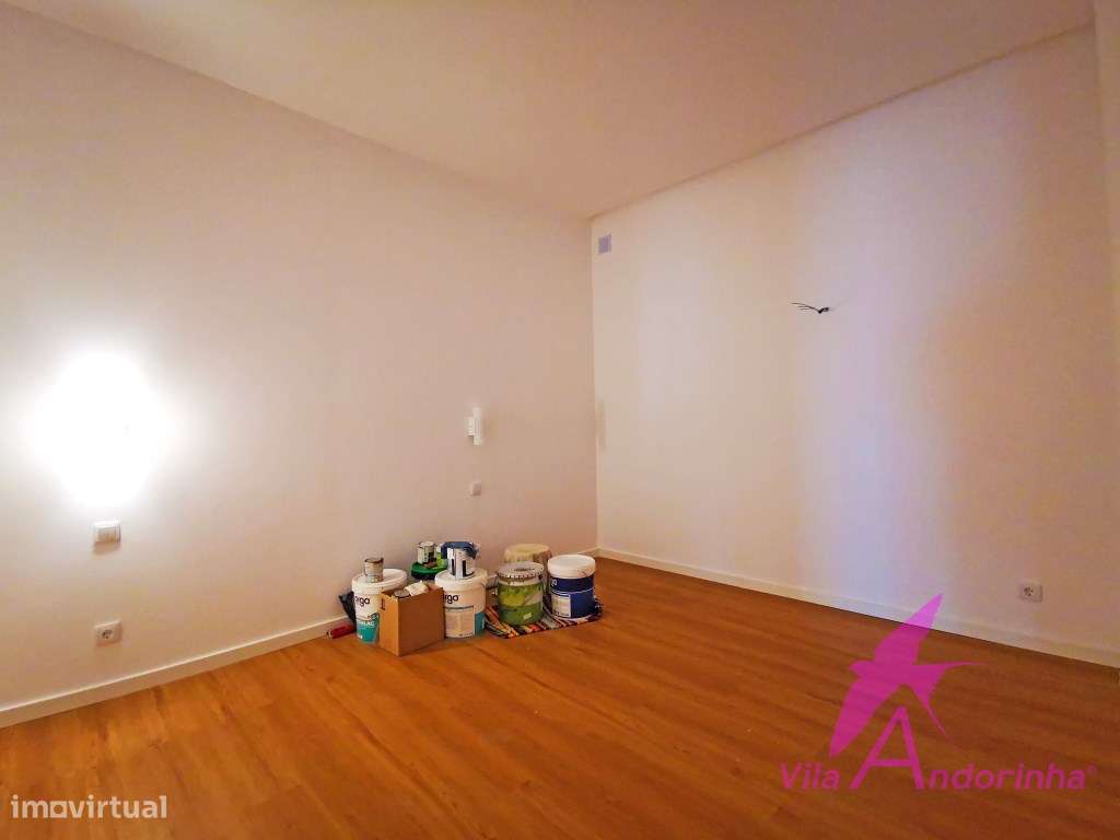 Moradia T2 Duplex no centro de Caminha-11