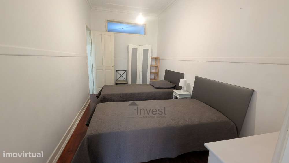 Apartamento T2 mobilado com terraço junto ao metro dos Anjos - Grande imagem: 4/19