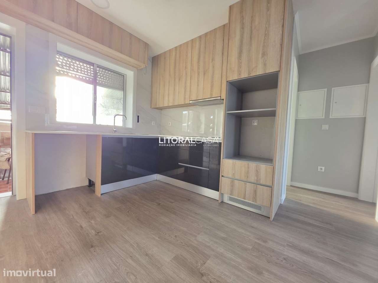 Apartamento T4 Remodelado - Grande imagem: 2/21