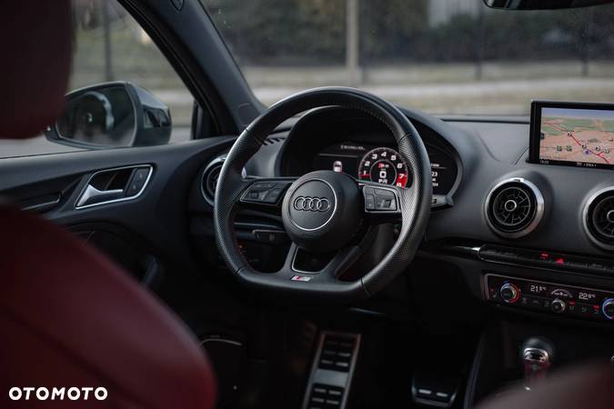 Audi S3 TFSI Quattro S tronic - 37