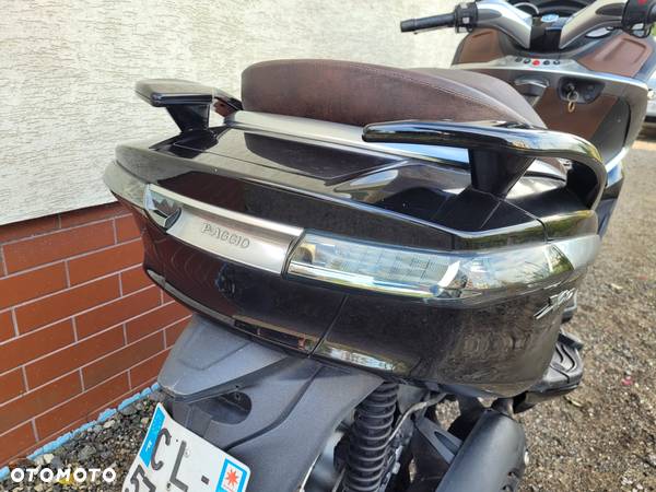 Piaggio X10 - 12