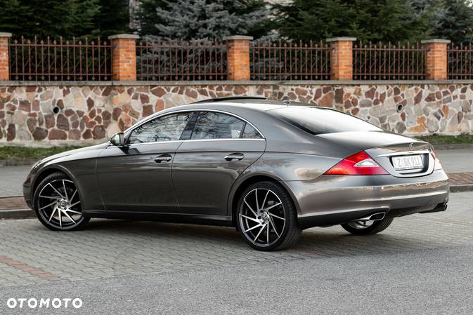 Mercedes-Benz CLS 350 CGI 7G-TRONIC - 19