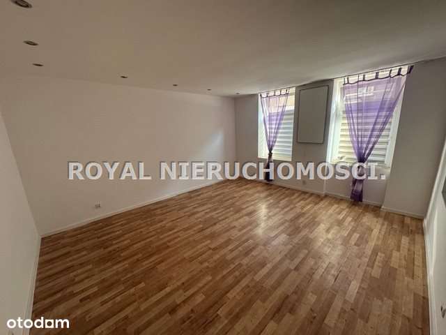 Przy parku Róż, możliwość kupna z garażem!!-1