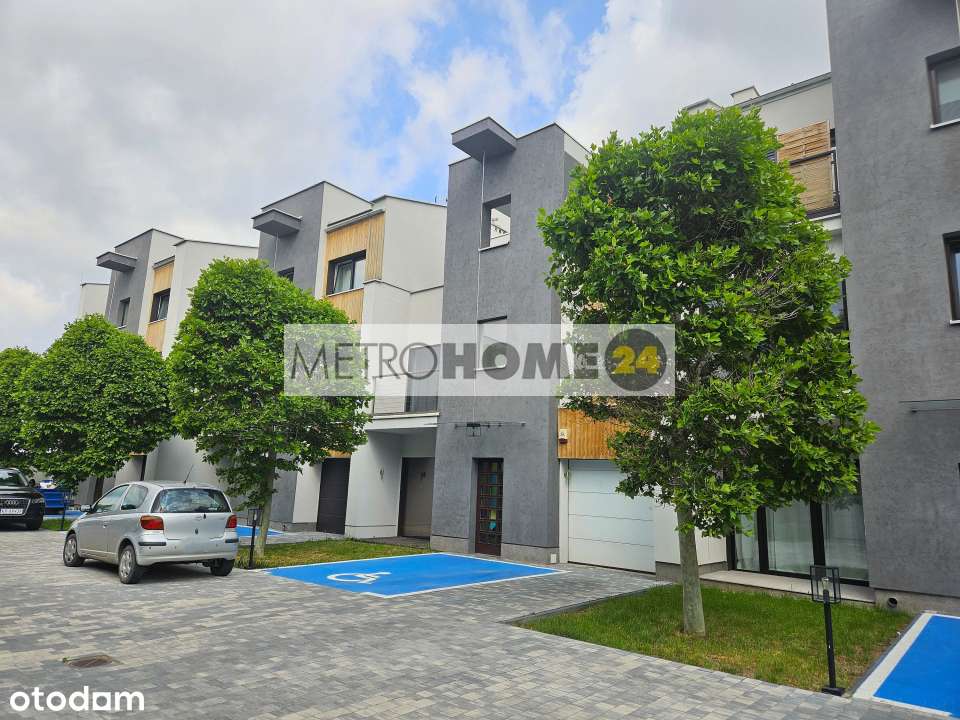 Luksusowy 2 poziomowy apartament z 2 ogródkami,garażem, komórką !-18