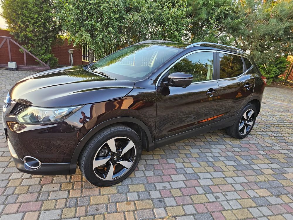 Nissan Qashqai II (2013-2021) 1.6 DIG-T Tekna+ 2015