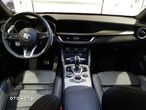 Alfa Romeo Stelvio 2.0 Turbo Veloce Q4 - 13