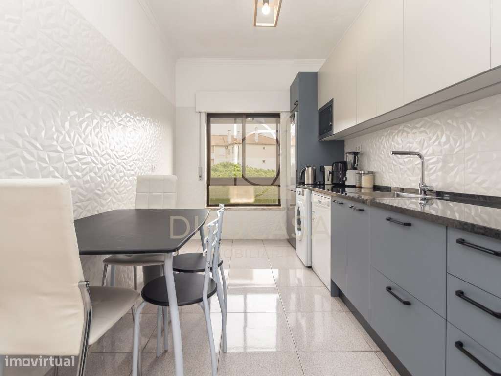 R260_Apartamento T3 Central no Feijó-23