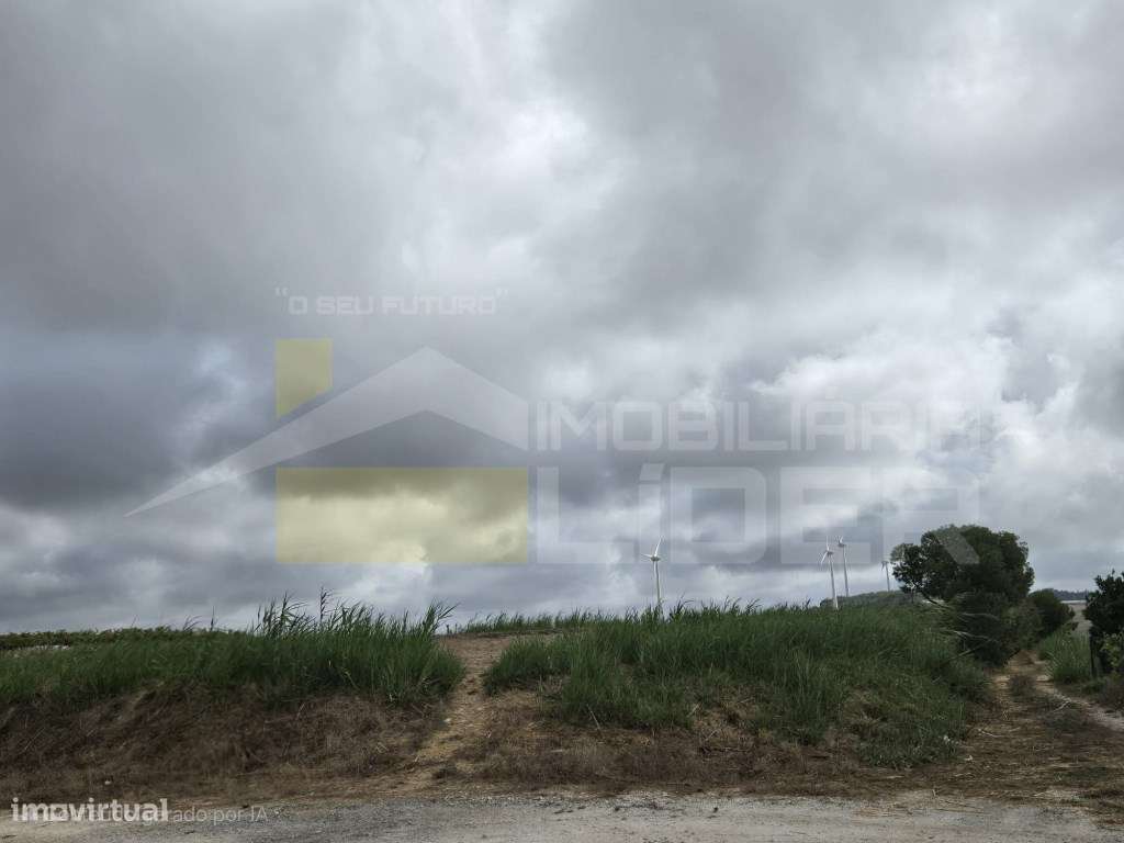 Terreno Misto em Malha Urbana com 15080m2 em Casal do Vale- Freiria - Grande imagem: 4/6