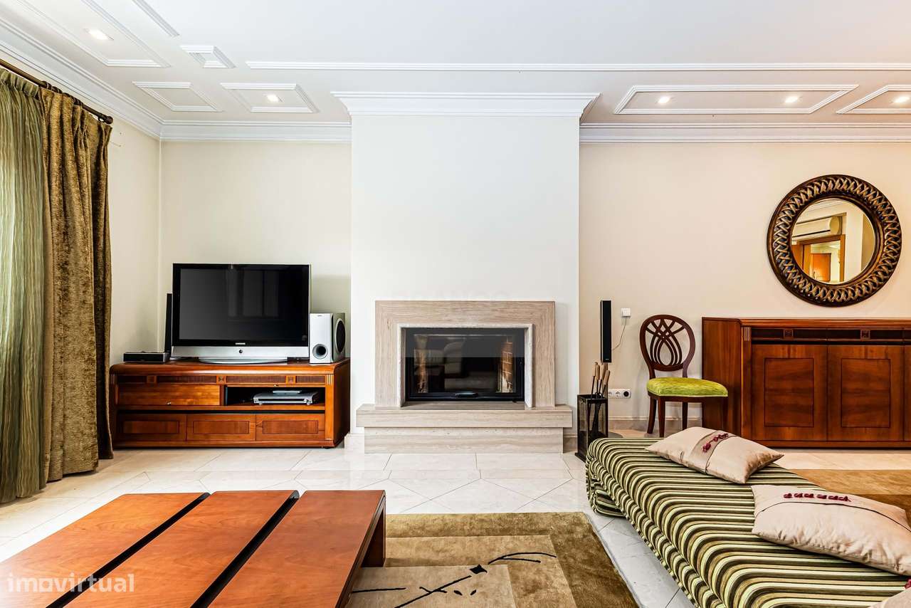 Moradia Bi-Familiar T4+1 com Apartamento T3 | Lagoa, Algarve - Grande imagem: 4/60