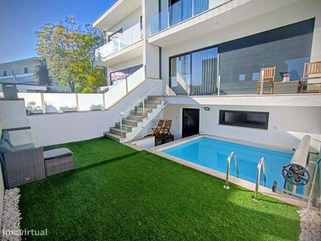 Moradia T3 com escritório e piscina-0