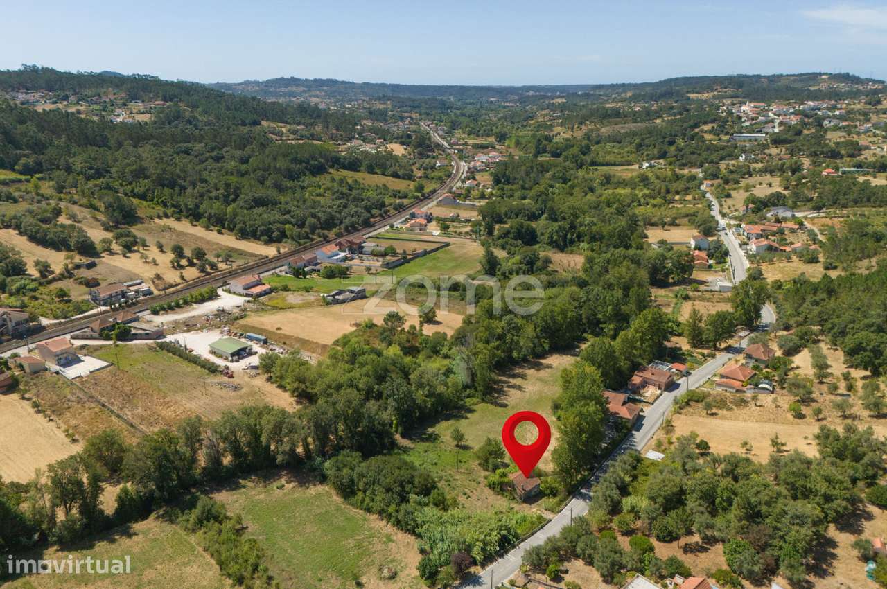 Moradia T2 | Lote com 550m2| Albergaria dos Doze | Abrigo do Simplex-15