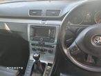Volkswagen Passat 2.0 TDI Sportline - 15