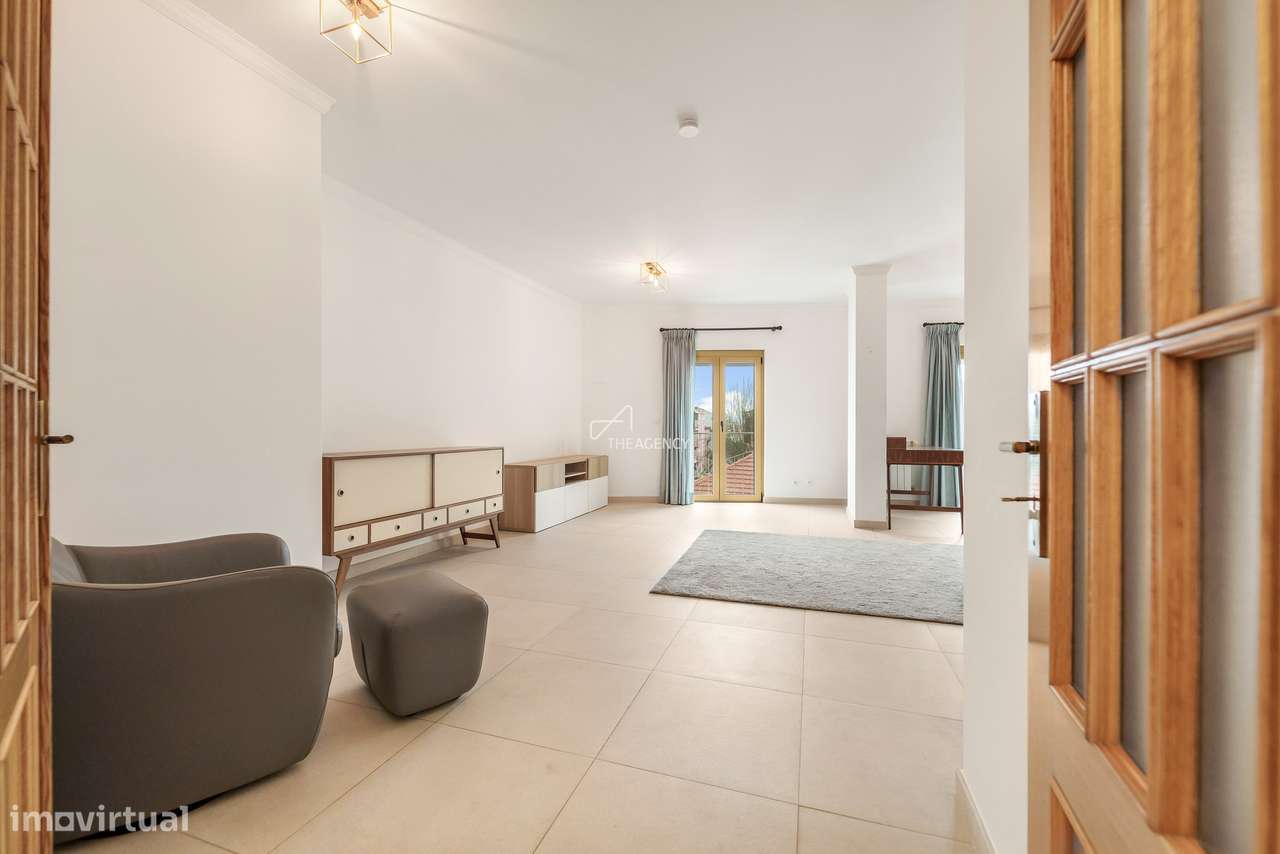 Apartamento T3 com Vista Rio e Garagem - Barreiro - Grande imagem: 4/29