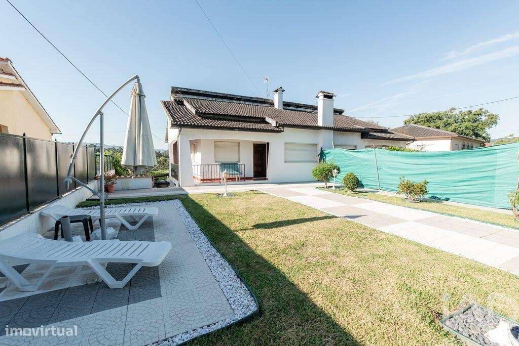 Casa / Villa T5 em Santa Comba de 200,00 m2 - Grande imagem: 5/26