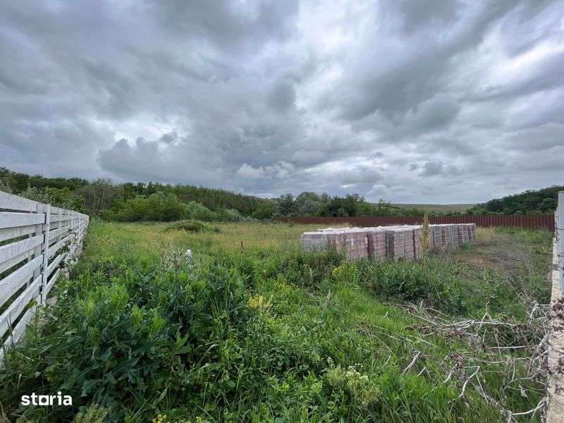 Teren intravilan Podu Turcului - Imagine principală: 4/8