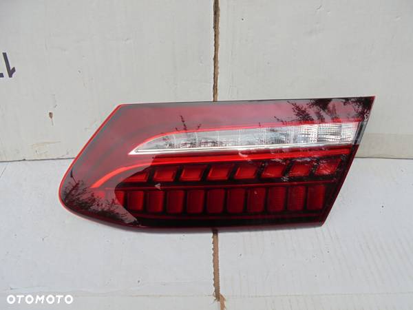 LAMPA PRAWA TYLNA MERCEDES W238 E-KLASA COUPE LIFT - 1