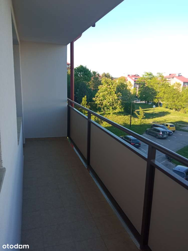 Mieszkanie trzypokojowe 63m2, Broniewskiego, II piętro, Po remoncie - Pełny obrazek: 5/9