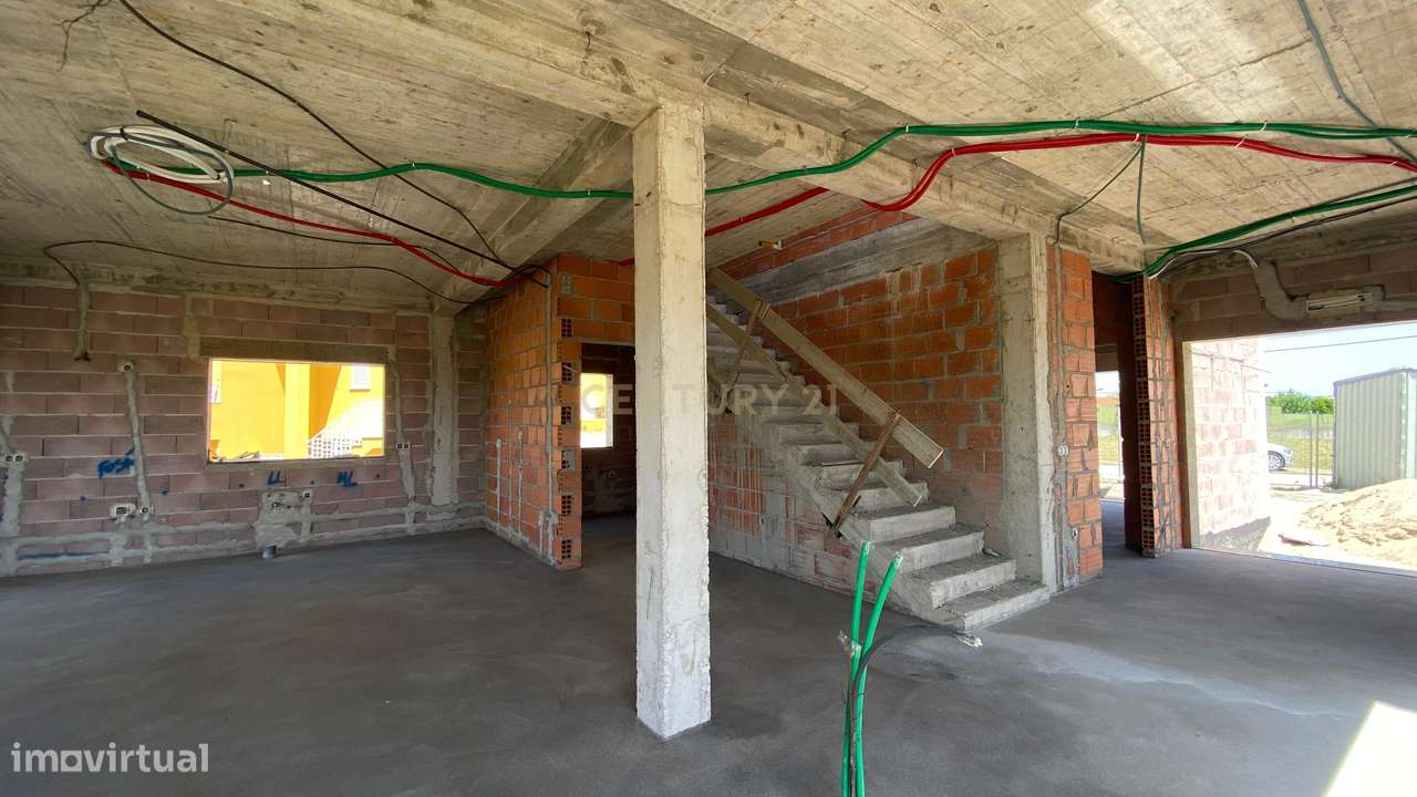 Moradia Nova T4 em Tomar | Vista para o Castelo | Arquitetura Contempo-26