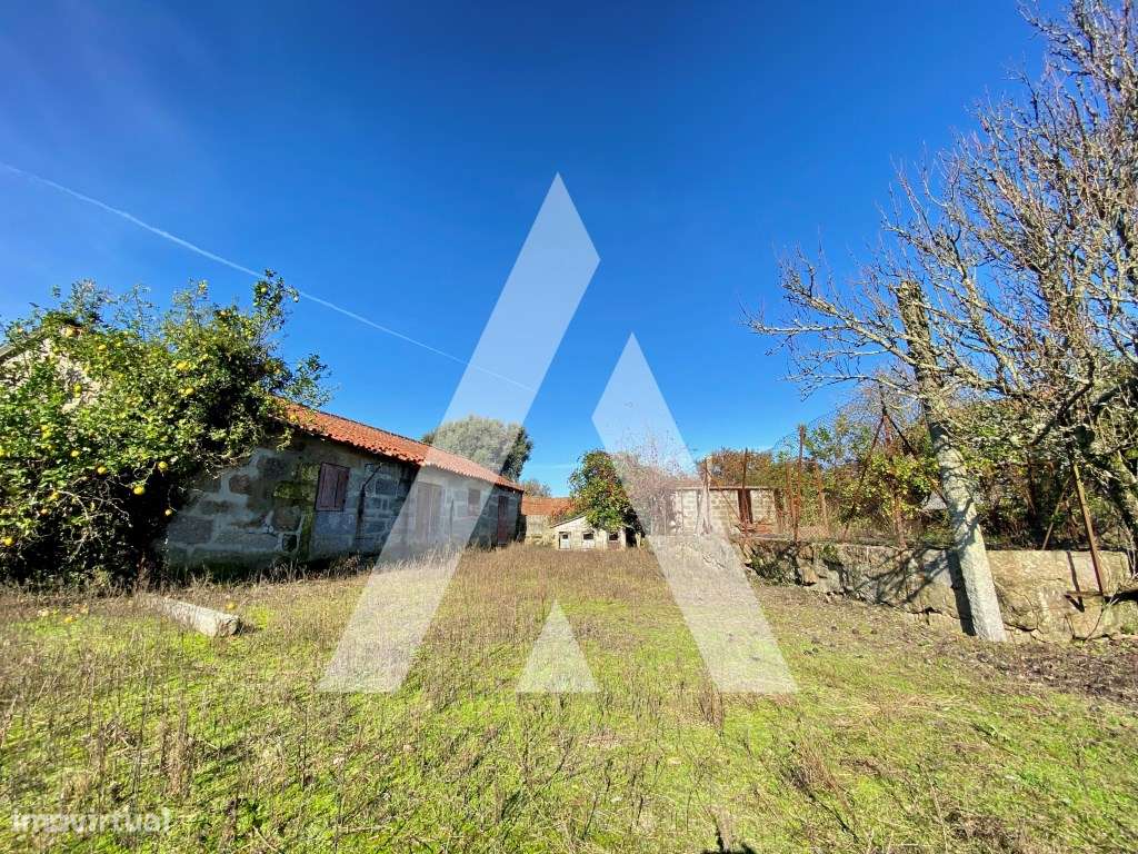 Quinta Nevogilde com Moradia T10, Capela, Celeiro e Acesso ao Rio S...-26