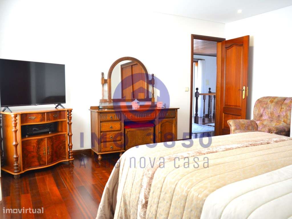 Moradia T3 no centro de Albergaria a Velha-16