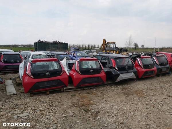 Toyota AYGO II rozrusznik 1,0 0Q100 - 7