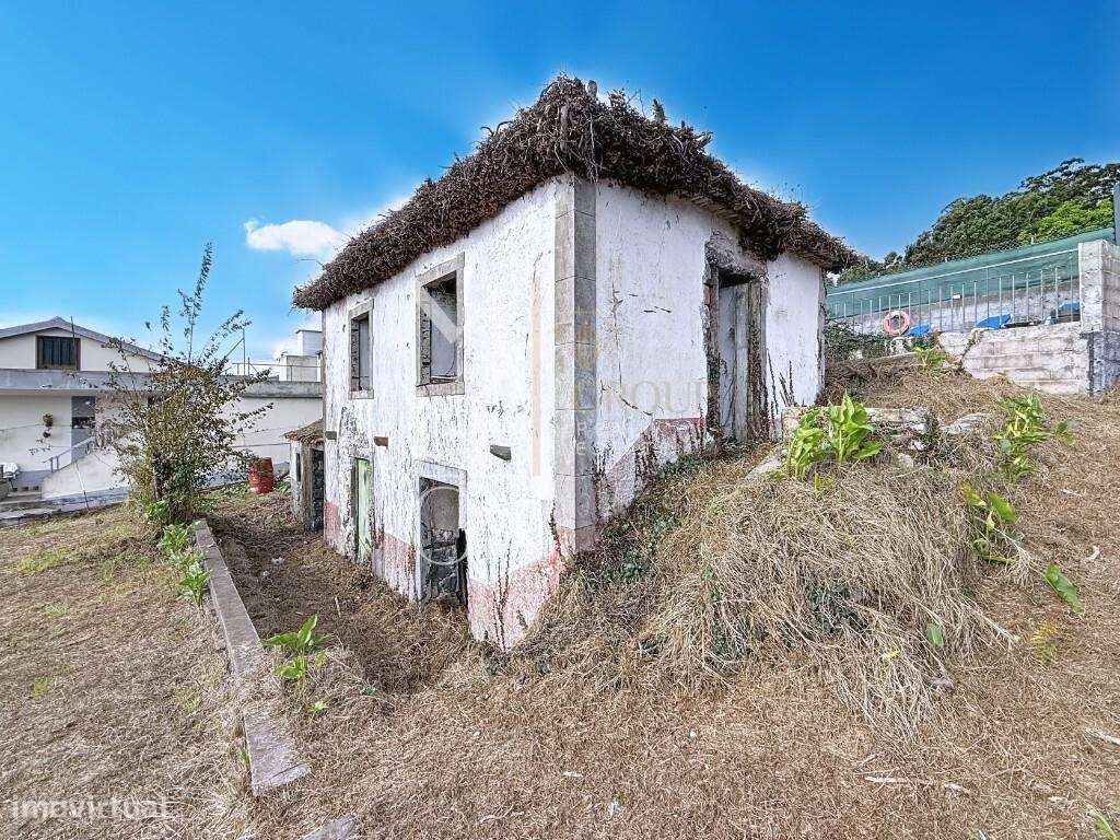 Propriedade no Arco da Calheta para recuperar-12