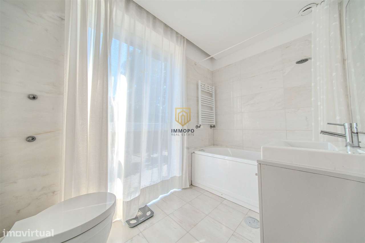 Apartamento T2 na Senhora da Hora, com duas garagens-18