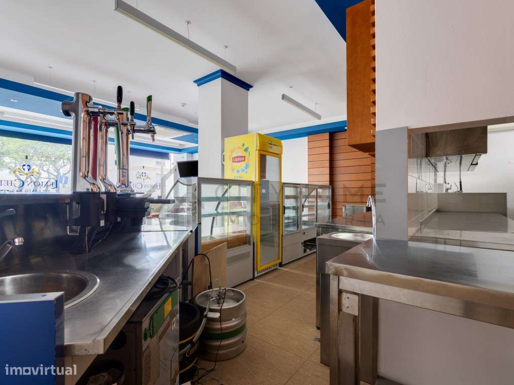 Espaço comercial em Loulé 'Chave na Mão'-5