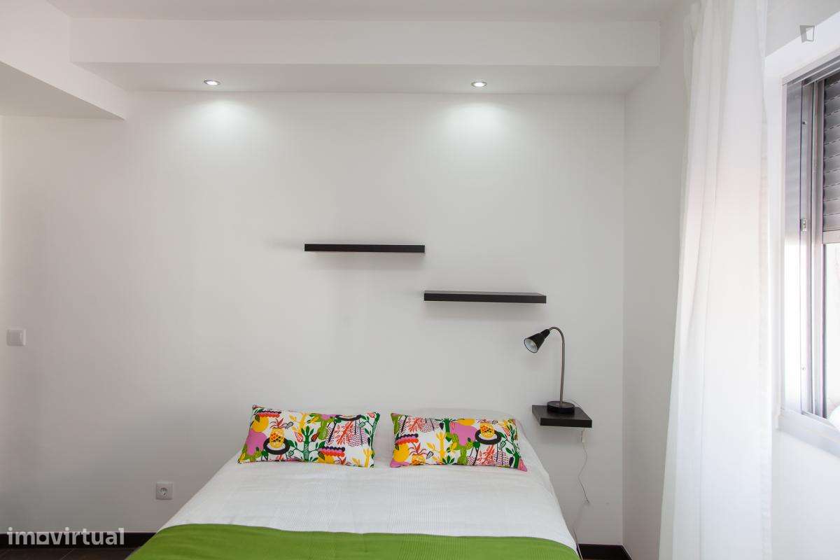 Estúdio - localizado em Baixa Coimbra - Grande imagem: 5/10