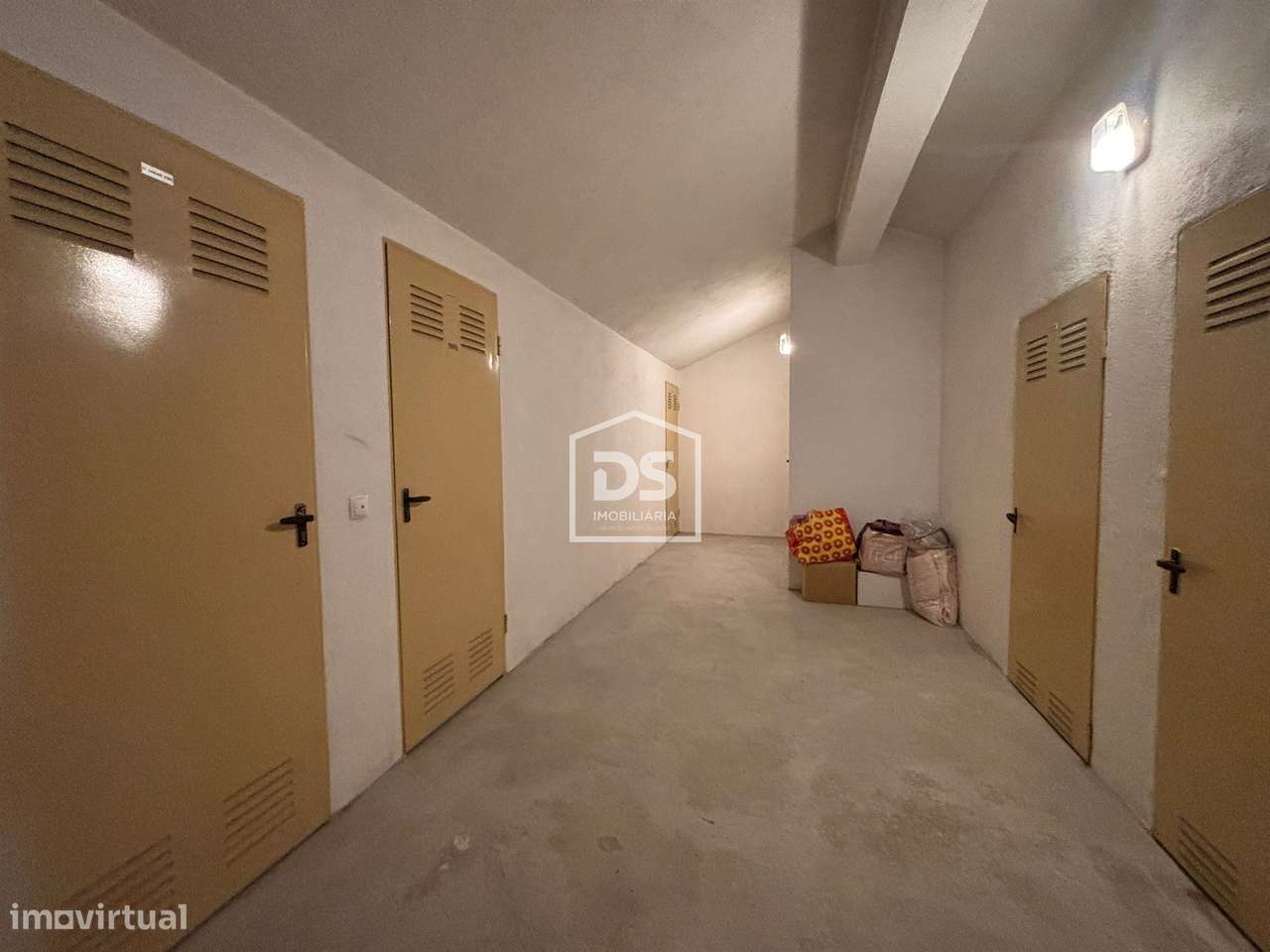 Apartamento T3 Venda em Ramada e Caneças,Odivelas-33