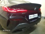 BMW Seria 8 - 31