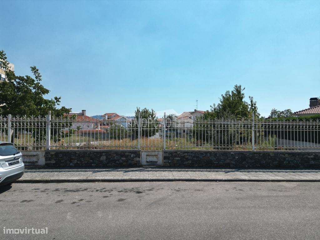 Terreno de 830m² à Venda em Bragança – Construa a Casa dos Seus Sonhos - Grande imagem: 2/6