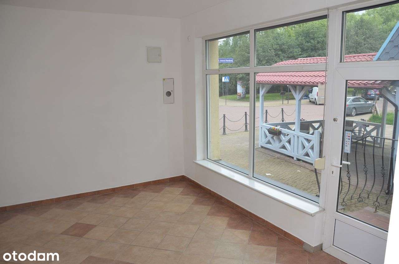 Sławno - do wynajęcia lokal usługowy w centrum - Pełny obrazek: 2/12