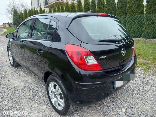 Opel Corsa 1.2 16V Essentia - 8