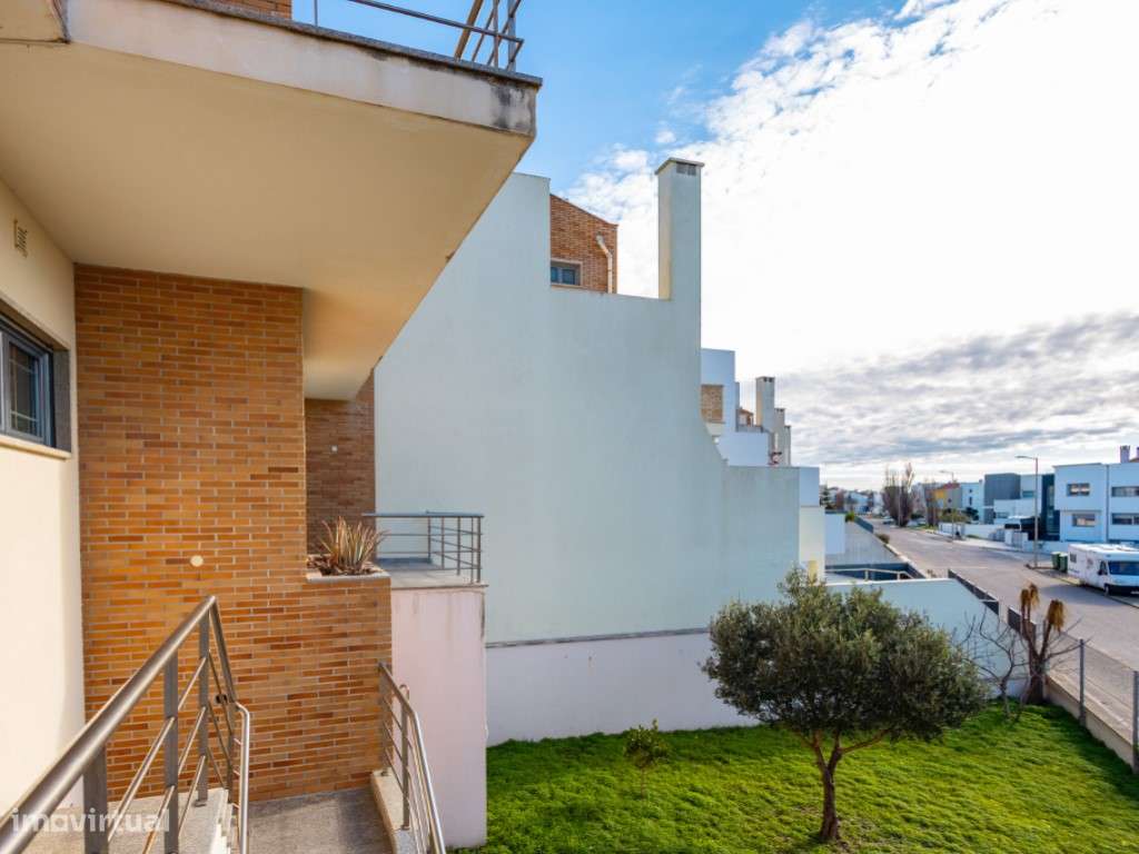 Moradia T6 com Vistas de Mar na Prestigiada FozVillage - Grande imagem: 4/51
