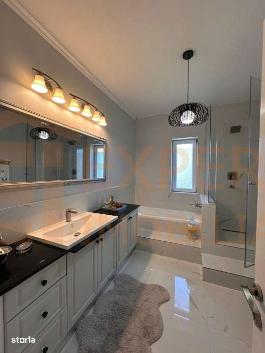 Casa de vanzare in Mamaia Sat, P+1 cu pod, 250 mp teren-15