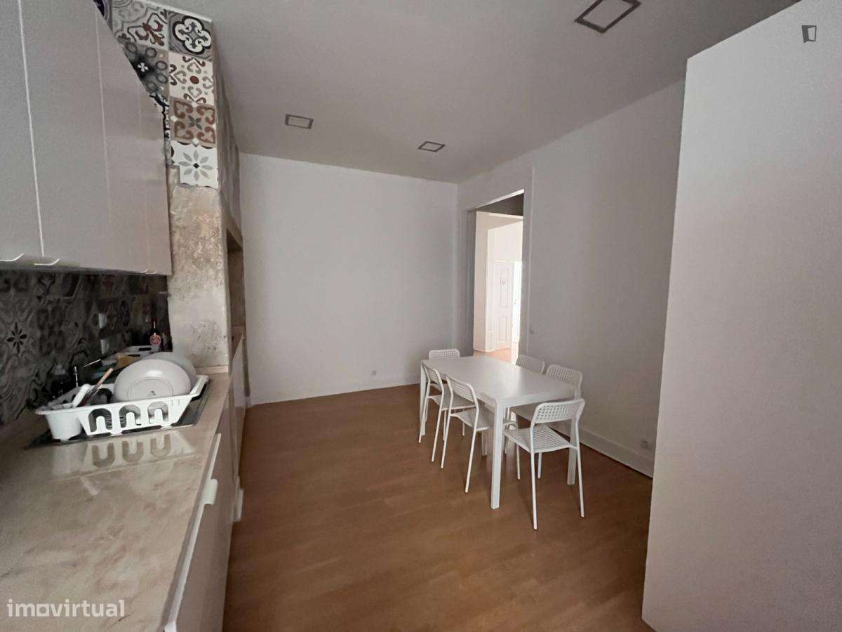 Quarto - localizado em Baixa Lisbon - Grande imagem: 4/7