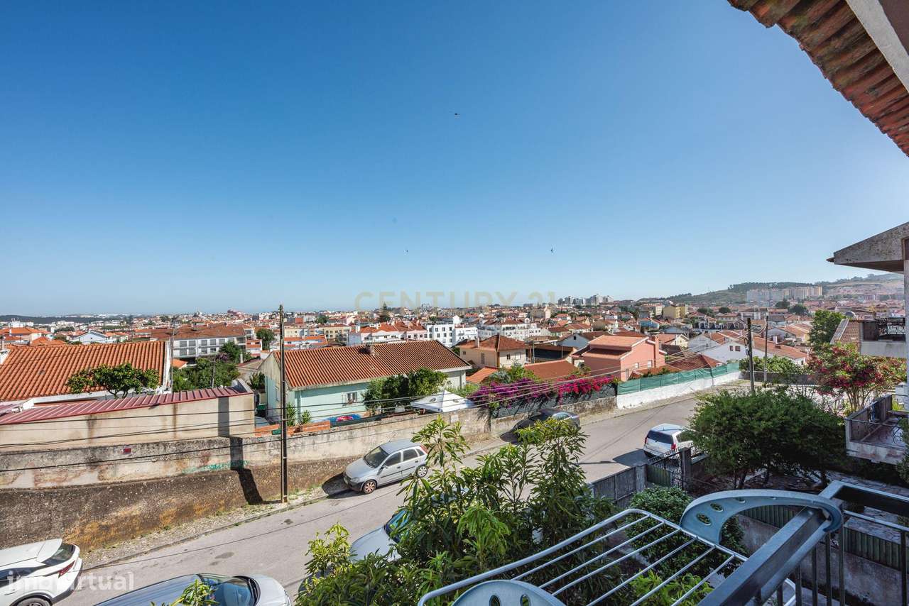 Moradia V6 no Algueirão-24