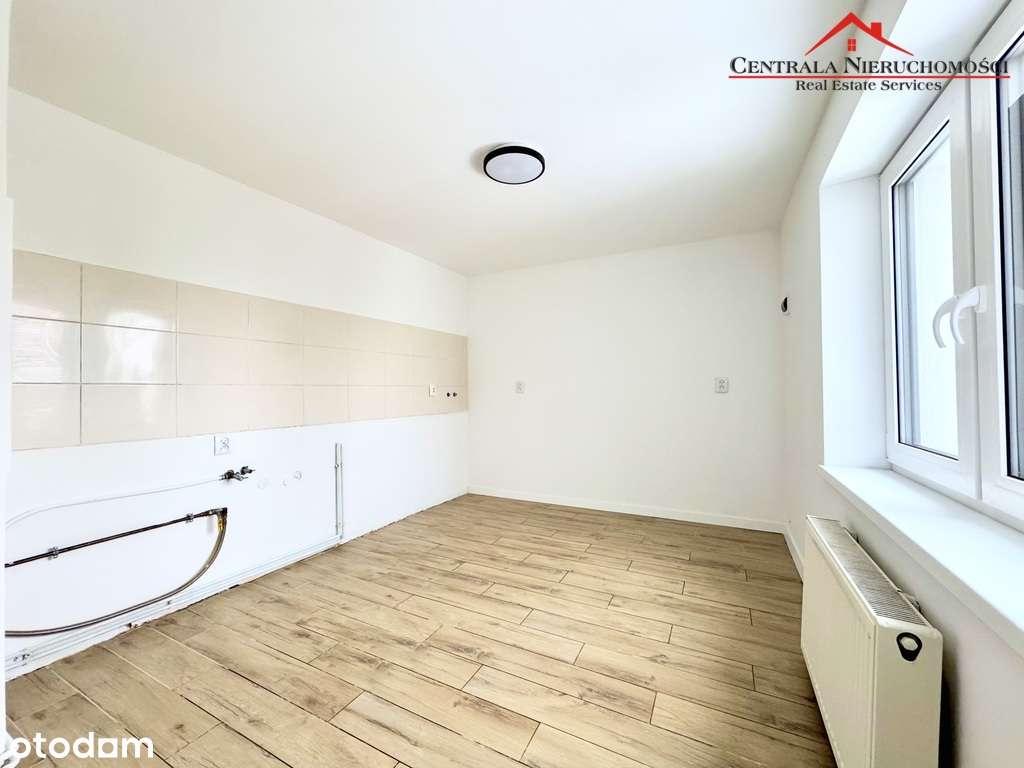 Dom wolnostojący 6 pokoi na osiedlu Stawki-19