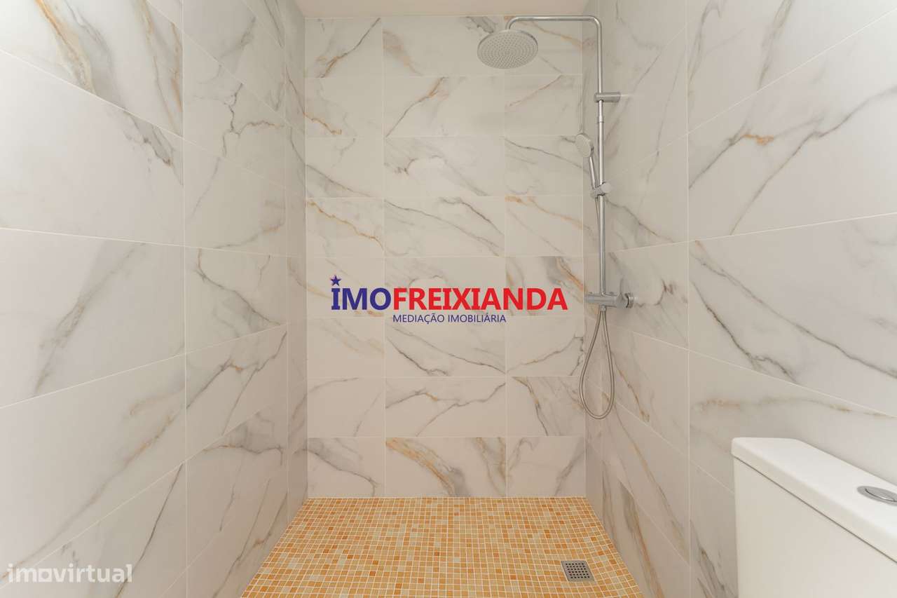 Moradia T1 - Grande imagem: 2/24