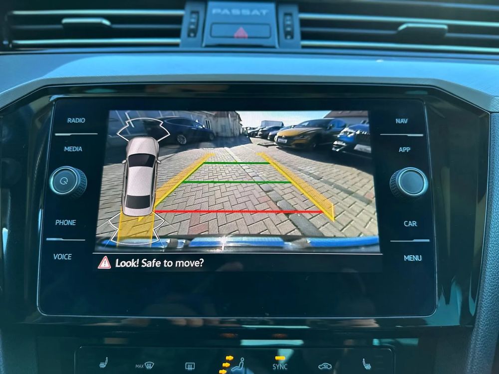 Volkswagen Passat 1.4 TSI Plug-In-Hybrid DSG GTE - 8