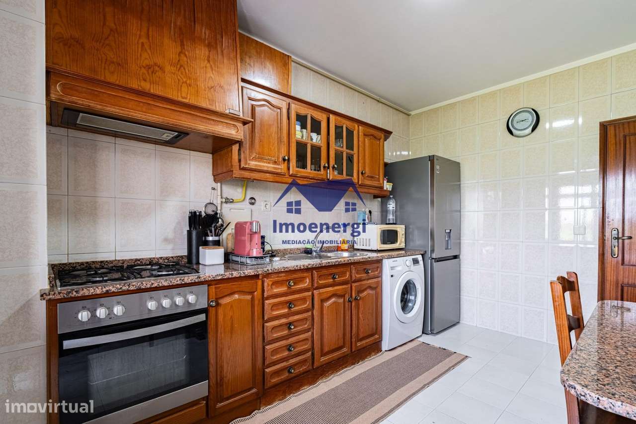 Excelente apartamento T3 - Árvore-19