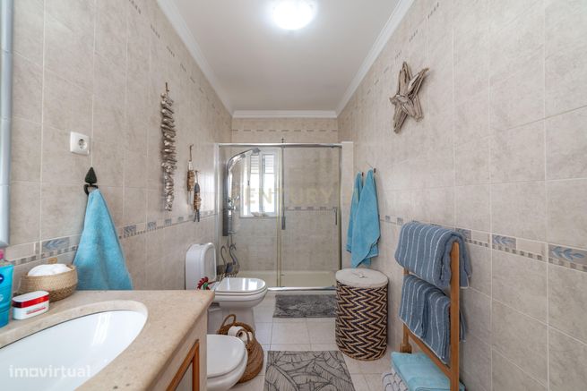 Moradia Isolada T3 com Jardim e Garagem em Bernardinheiro, Tavira-25