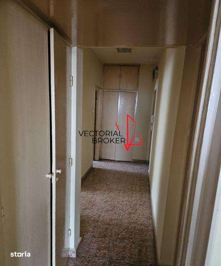 3 camere - 2 bai, 2 balcoane, centrala termica si boxa - Bd Ferdinand-7