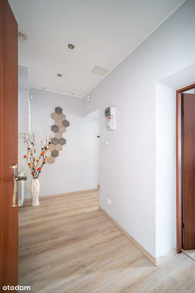 Na sprzedaż – mieszkanie 3-pokojowe w kamienicy przy ul. Wolności 32-8