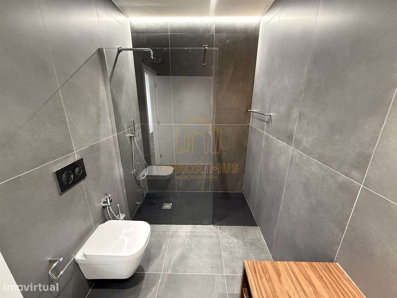 Apartamento T3 novo c/ garagem e terraço– Tavarede-29