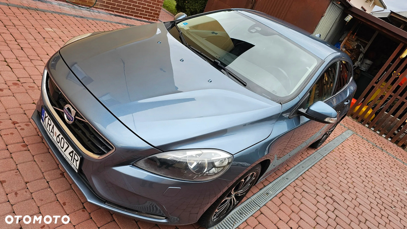 Volvo V40 T3 Momentum - 11