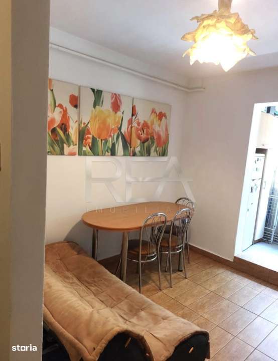 2 camere, decomandat, et 1/8, centrala-Gorjului, Str Moinesti