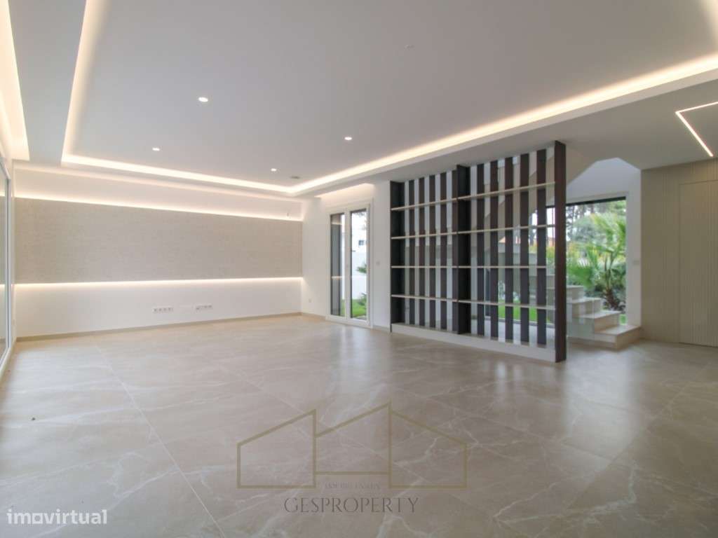 Moradia Isolada T3 com piscina pronta a escriturar na Aroeira-25