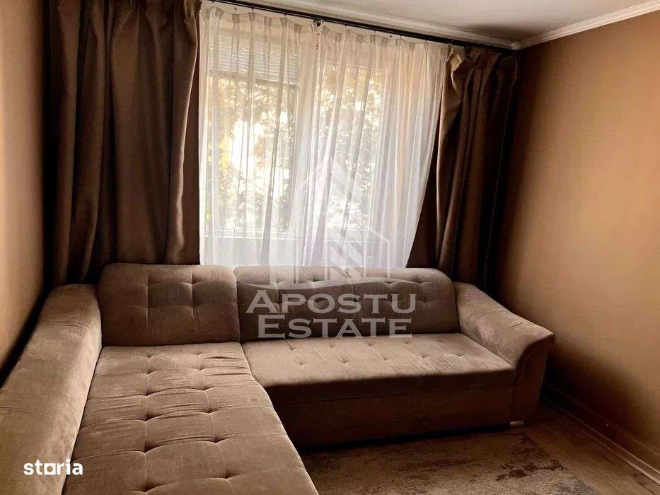 Apartament cu 4 camere, Central, 2 bai, Centrala Proprie - Imagine principală: 5/7
